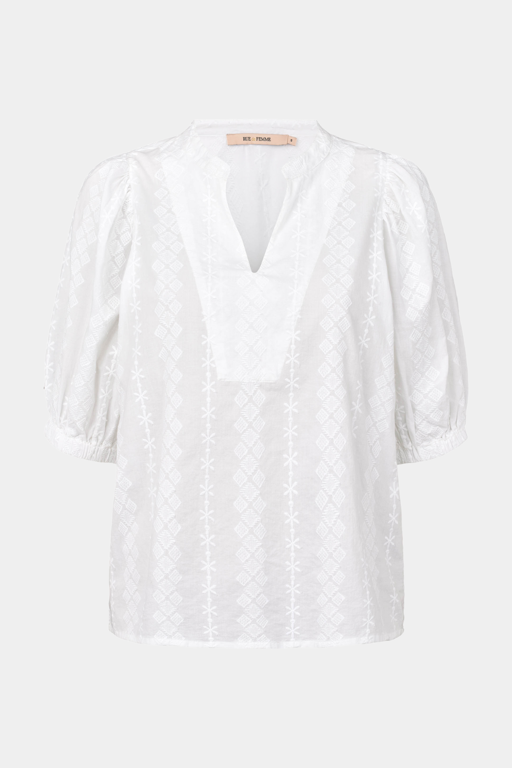 blonde, blonder, lace, bluse, top, tee, t-shirt, puf, pufærmer, hvid, white, vudskæring, vhals, Fin, smuk, elegant, klassisk, feminin, pæn, rå, cool, sej, unik, musthave, hverdag, fest