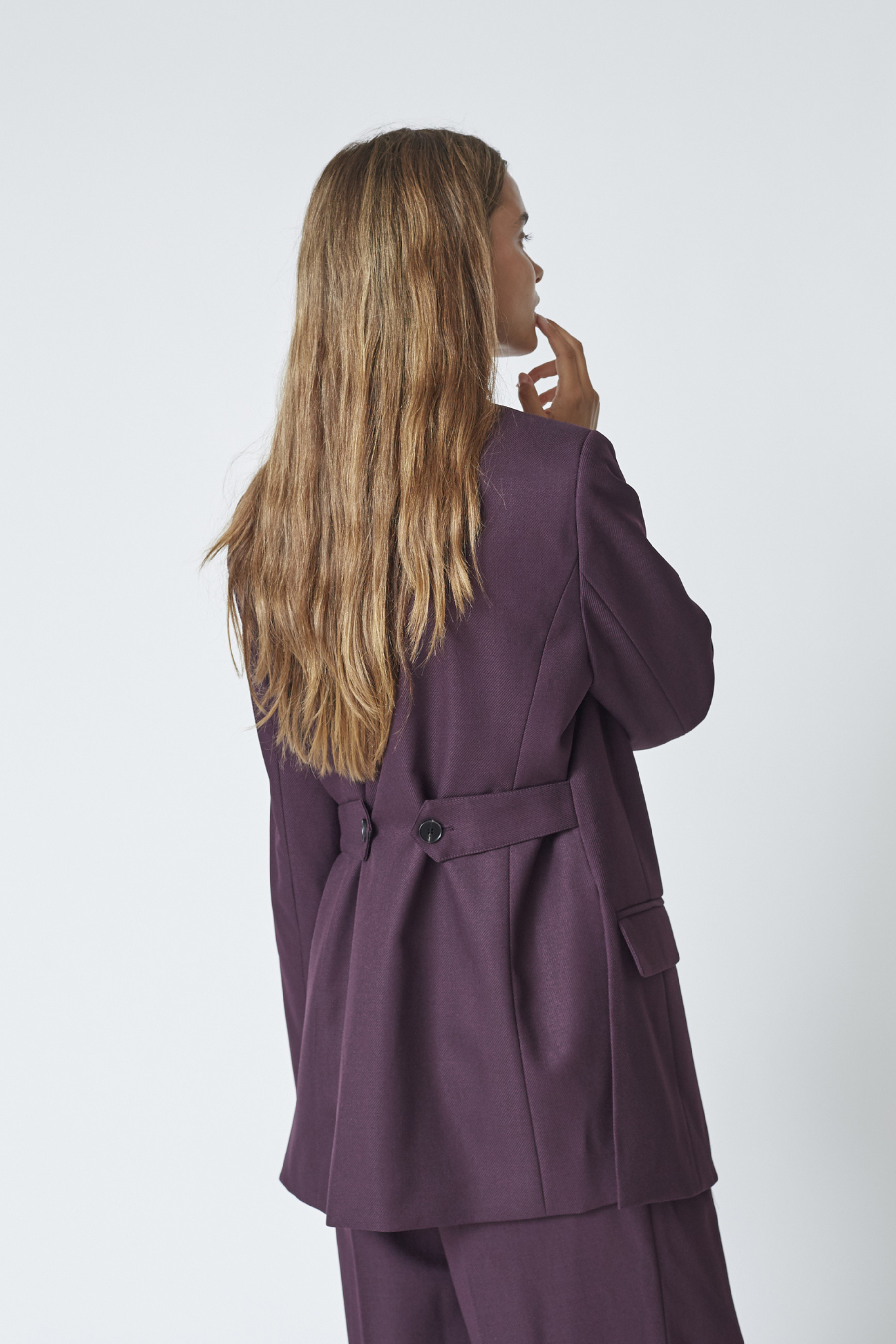 AlmiraCC fitted blazer