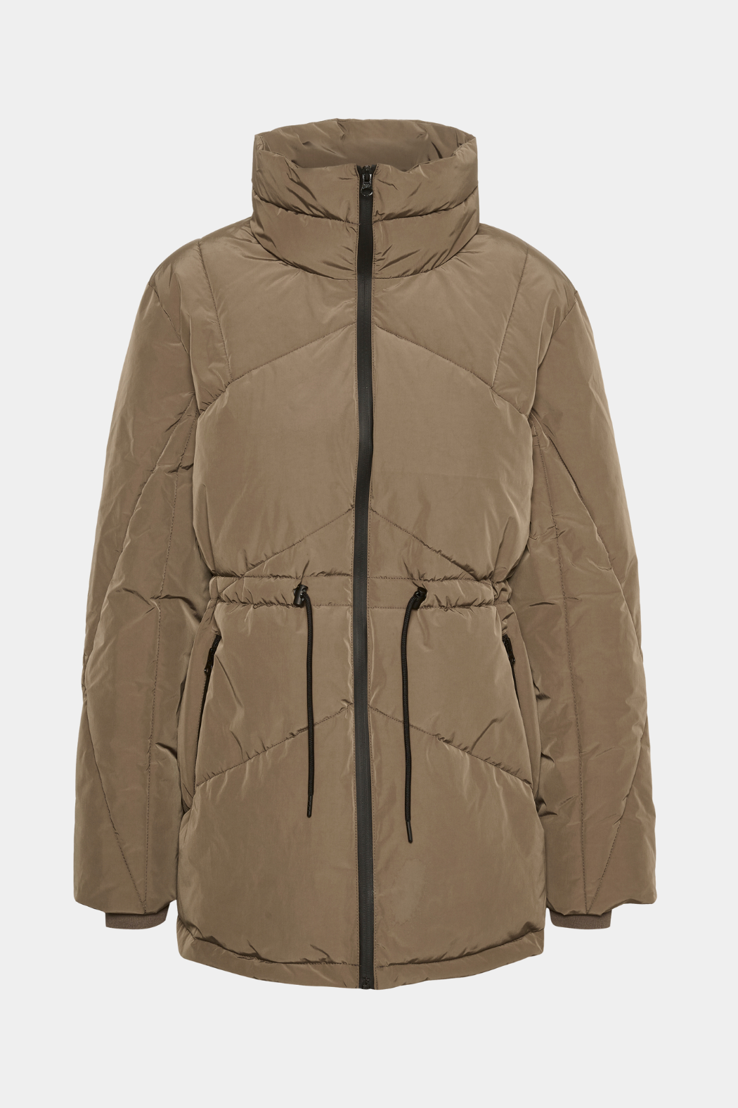 jakke, frakke, overtøj, jacket, praktisk, quilt, quiltet, vindfang, lynlås, brun, valnød, fin, smuk, elegant, klassisk, feminin, pæn, rå, cool, sej, unik, musthave, vinter, sne, varm