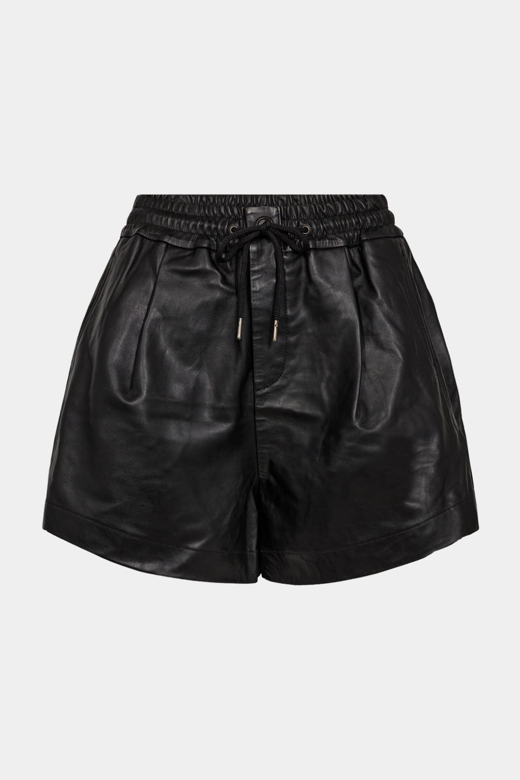 shorts, buks, skind, læder, leather, black, elastik, bindebånd, lommer, sort, black, blød, behagelig, fin, smuk, elegant, klassisk, feminin, pæn, rå, cool, sej, unik, musthave, hverdag, fest