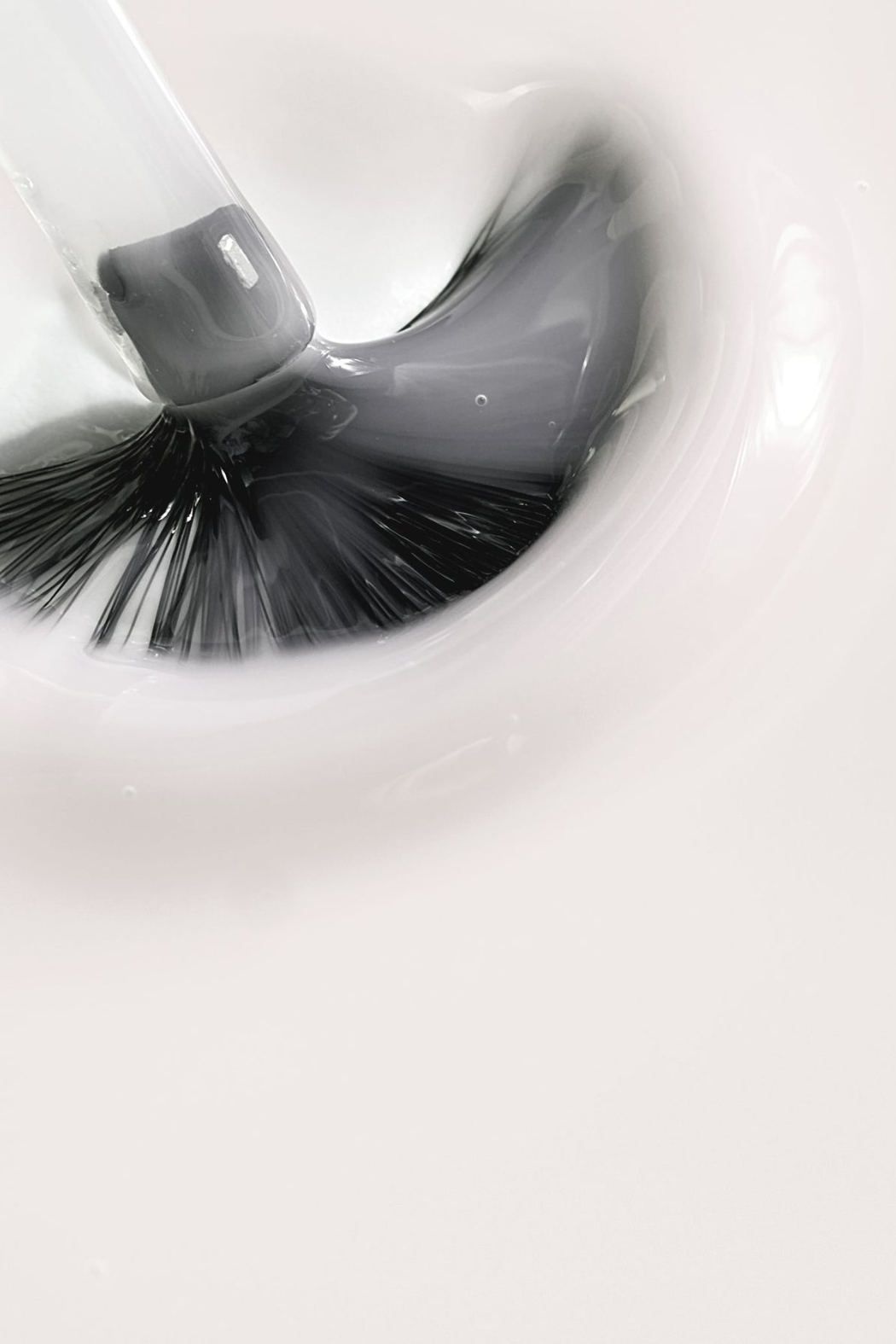 gel neglelak, chantilly (transparent)