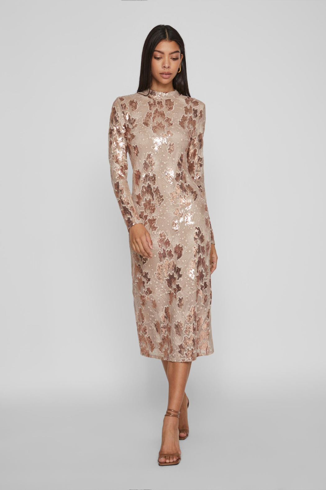 kjole, dress, galla, pailetter, glimmer, glitter, broderi, rosa, guld, langærmet, høhjals, tætsiddende, stram, fin, smuk, elegant, klassisk, feminin, pæn, rå, cool, sej, unik, musthave, hverdag, fest,