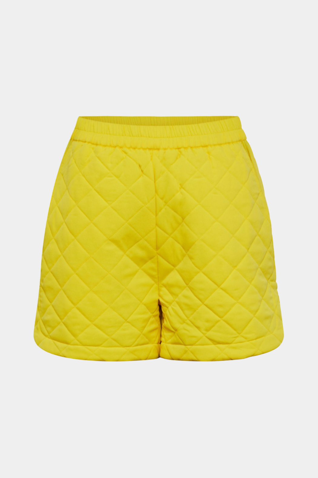 shorts, buks, højtaljet, gul, yellow, solgul, quilt, quilted, high waist, sommer, forår, cool, elegant, hverdag, fin, fest