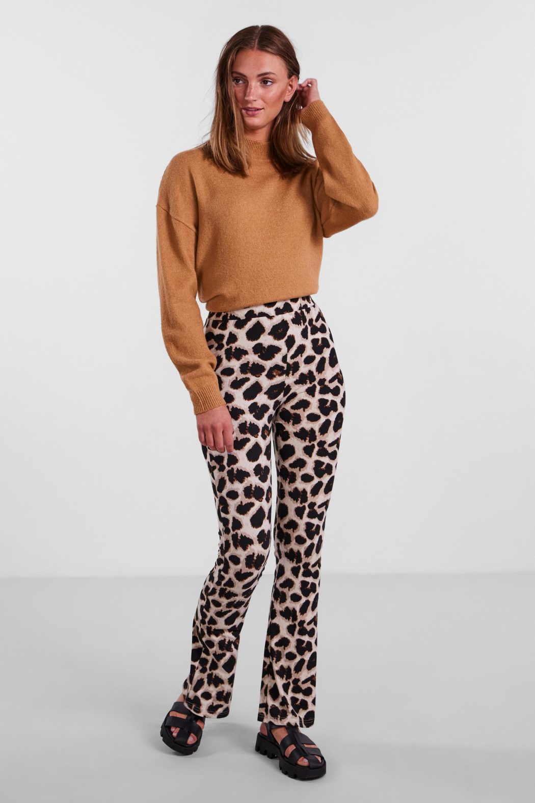 PCNala hw flared pant, black/leo