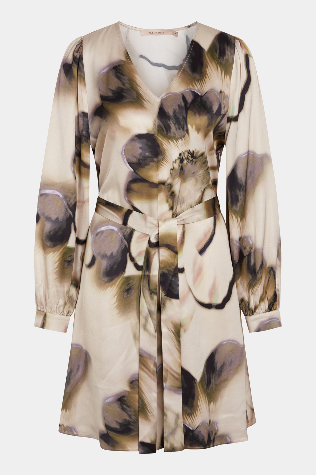 kjole, dress, kort, short, bælte, bindebånd, snøre, langærmet, løs, loose, print, blomster, flower, satin, satinvævet, silke, blank, shiny, skindende, elegant, fin feminin, hverdag, fest, festkjole, kvinde, dame, woman