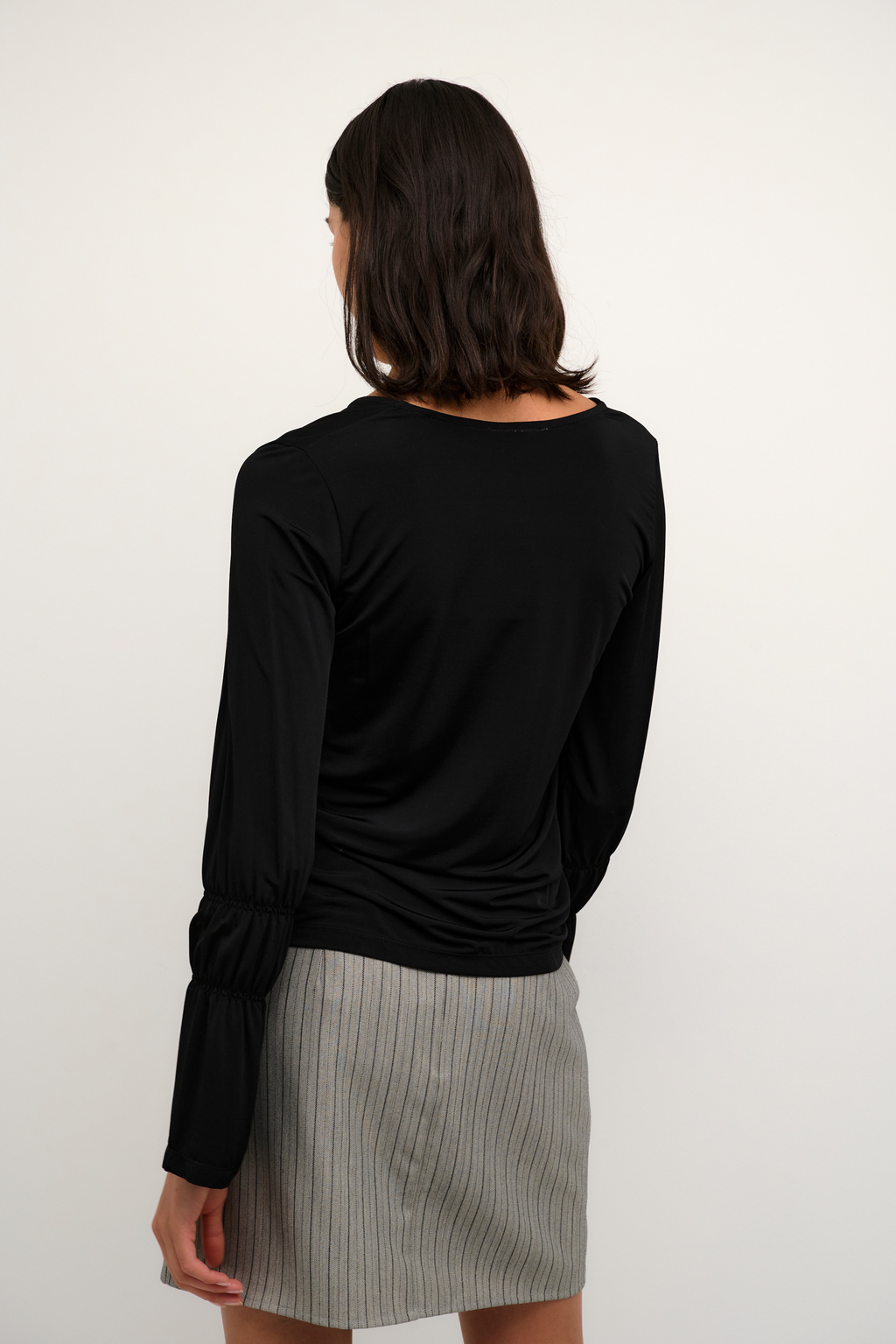 Kira top, meteorite