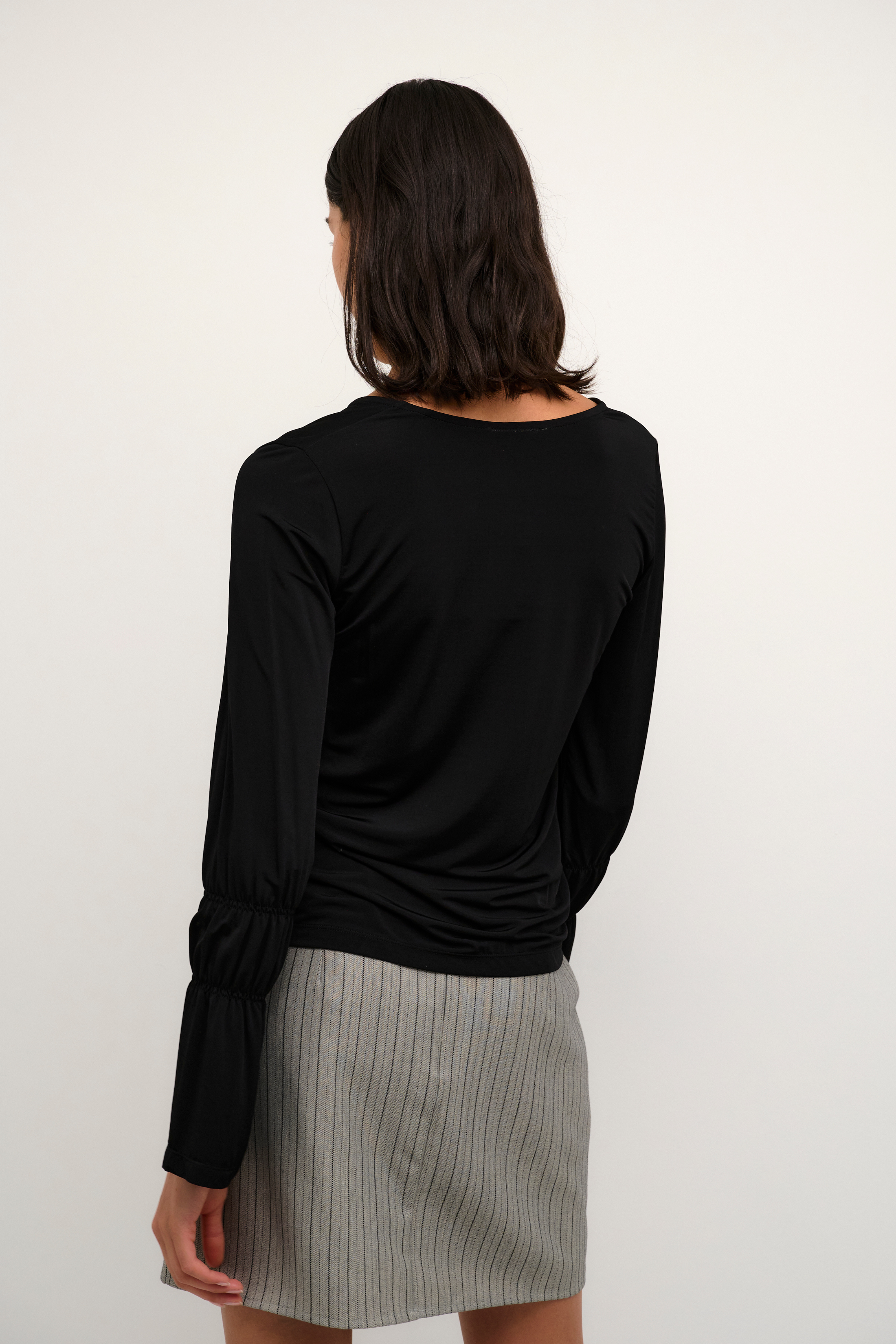 Kira top, meteorite