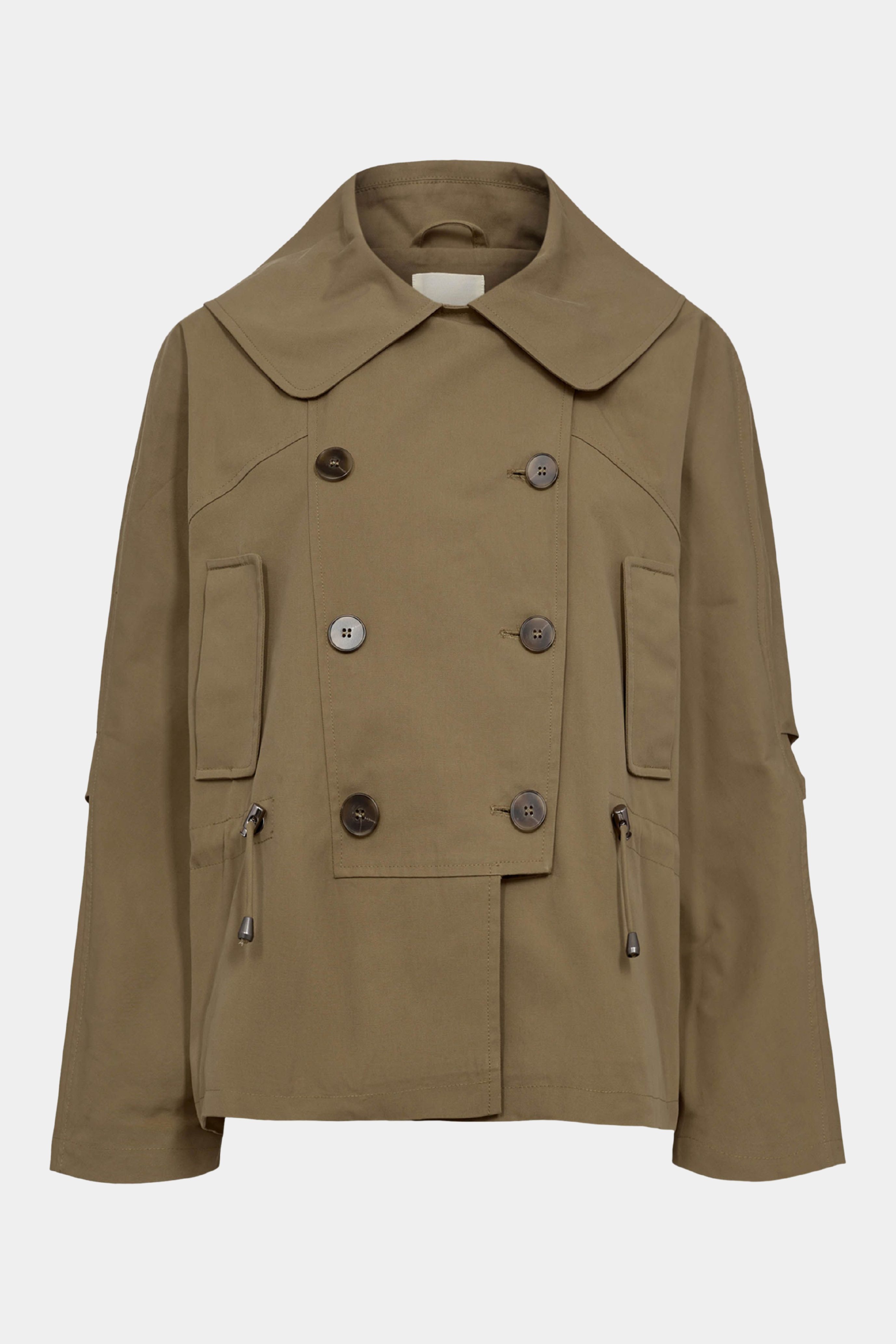 jakke, frakke, trenchcoat, kort, short, løs, loose, oversize, talje, feminin, cool, rå, hverdag, forår, efterår, sommer, sommerjakke, overgangsjakke, beige, mustard, camel, elegant, fin, feminin, kvinde, dame, woman, varm, overtøj, outerwear