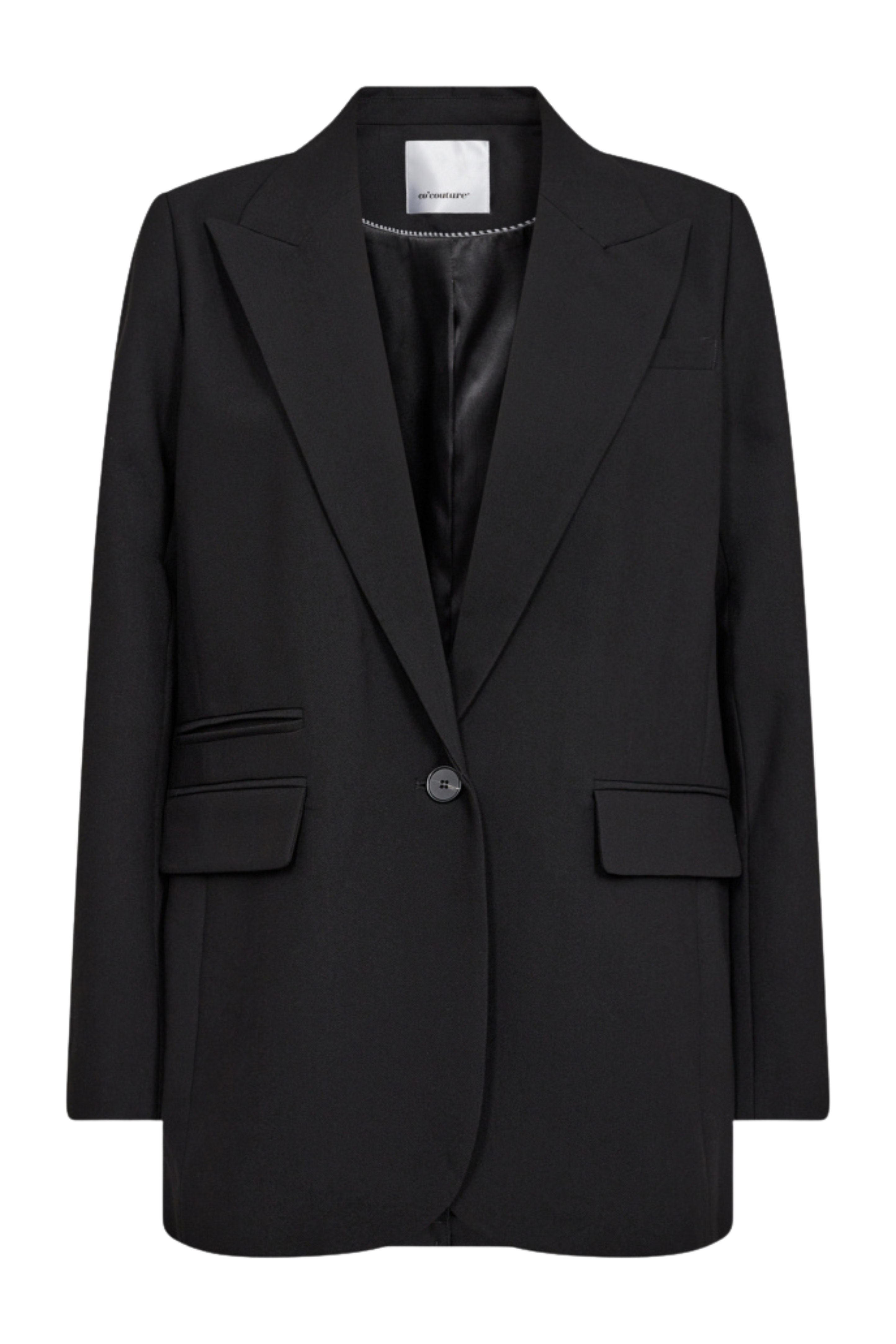 Fin, smuk, elegant, klassisk, staple, feminin, pæn, rå, cool, sej, unik, musthave, hverdag, fest, kvinde, dame, woman, blazer, blazerjakke, habit, habirjakke, suit, suiting, sort, black, klassisk, classic, oversize, loofe, løse, lang, long, revers, enkeltradet, satin, business, arbejde, work, job
