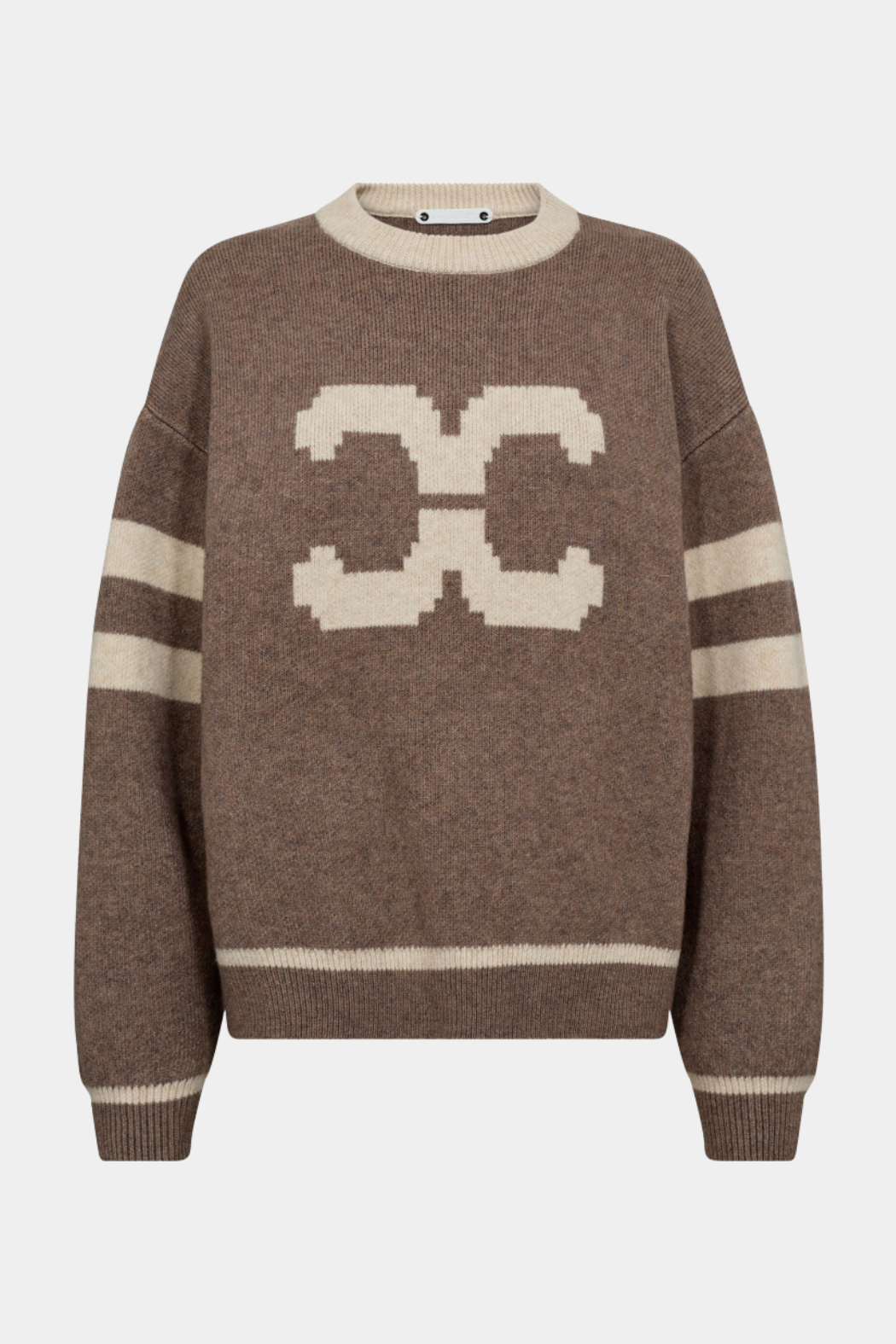 strik, knit, bluse, pullover, brun, brown, logo, cc, varm, blød, Fin, smuk, elegant, klassisk, staple, feminin, pæn, rå, cool, sej, unik, musthave, hverdag, fest, kvinde, dame, woman
