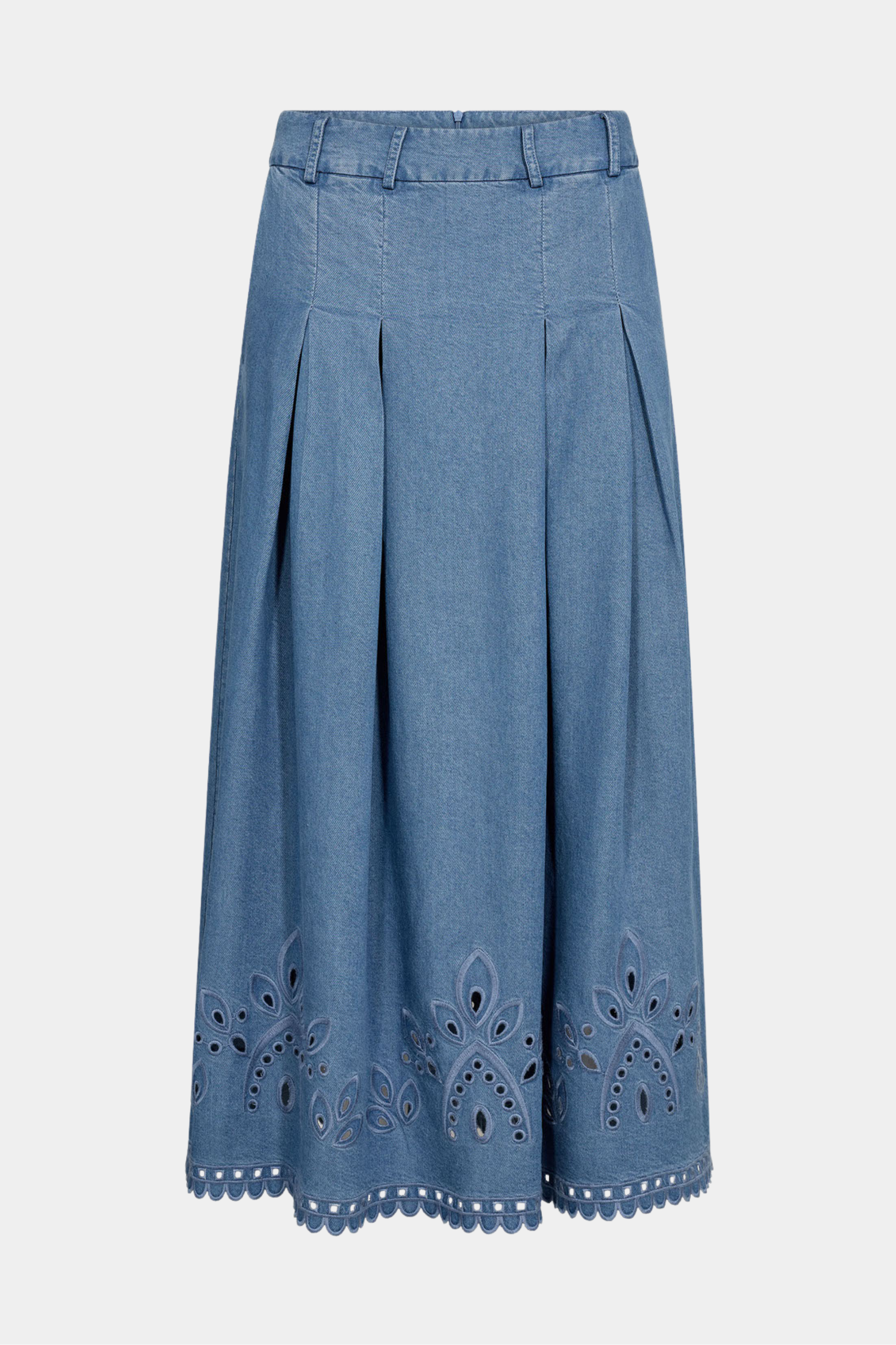 Nederdel, skirt, lang, denim, blød, broderi, læg, Fin, smuk, elegant, klassisk, staple, feminin, pæn, rå, cool, sej, unik, musthave, hverdag, fest, kvinde, dame, woman
