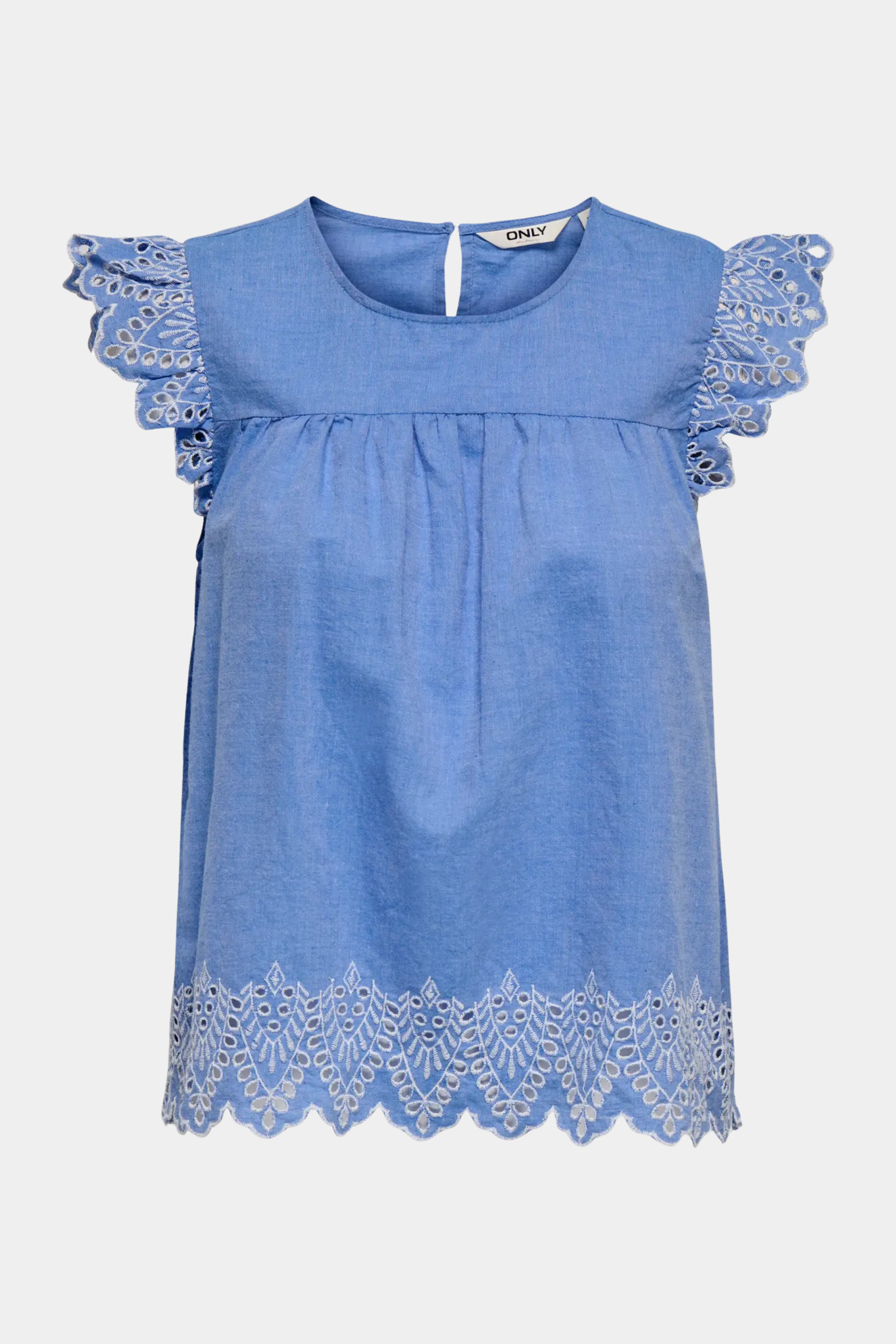 top, overdel, sommer, sommertop, kortærmet, rund hals, bomuld, cotton, linen, hør, blå, blue himmelblå, broderi, broderi anglaise, flæse, flæser, bomuld, fin, smuk, elegant, klassisk, femiin, pæn, rå, cool, sej, unik, musthave, hverdag, fest
