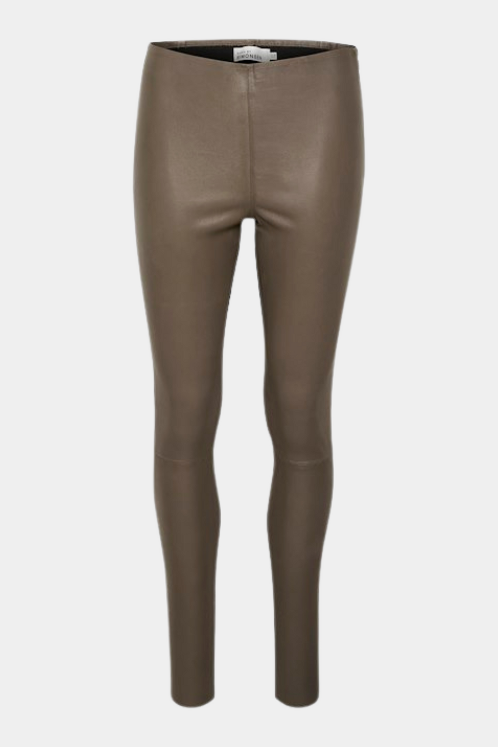 buks pant, leggings, tætsiddende, stram, læder, leather, læderleggings, læderbukser, brun, beige, valnød, walnut, soft, blød, lamb, lam, lammeskind, eksklusiv, exclusive, luksus, elegant, fin, feminin, hverdag, fest, basic, basis, staple, kvinde, dame, woman