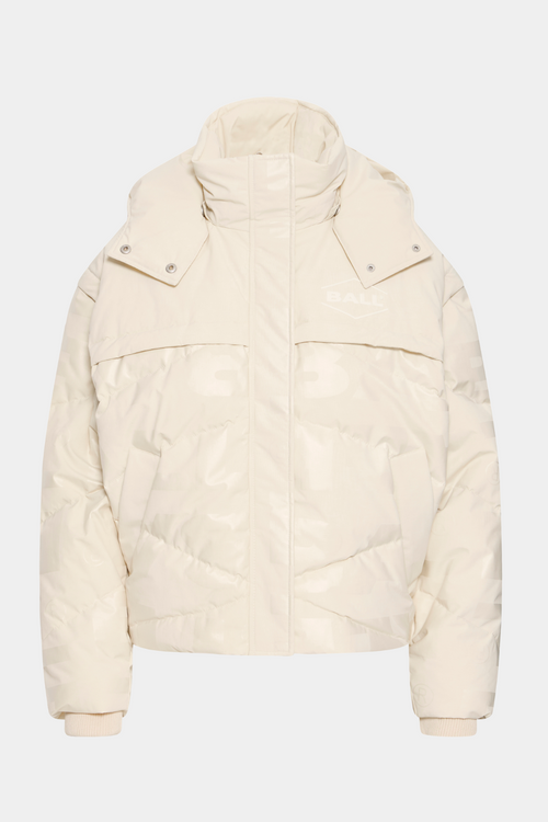 Jakke, frakke, dunjakke, dun, vinterjakke, funktionsjakke, varm, vinter, sne, ski, råhvid, creme, offwhite, print, logo, ball, hætte, vest, Fin, smuk, elegant, klassisk, staple, feminin, pæn, rå, cool, sej, unik, musthave, hverdag, fest, kvinde, dame, woman
