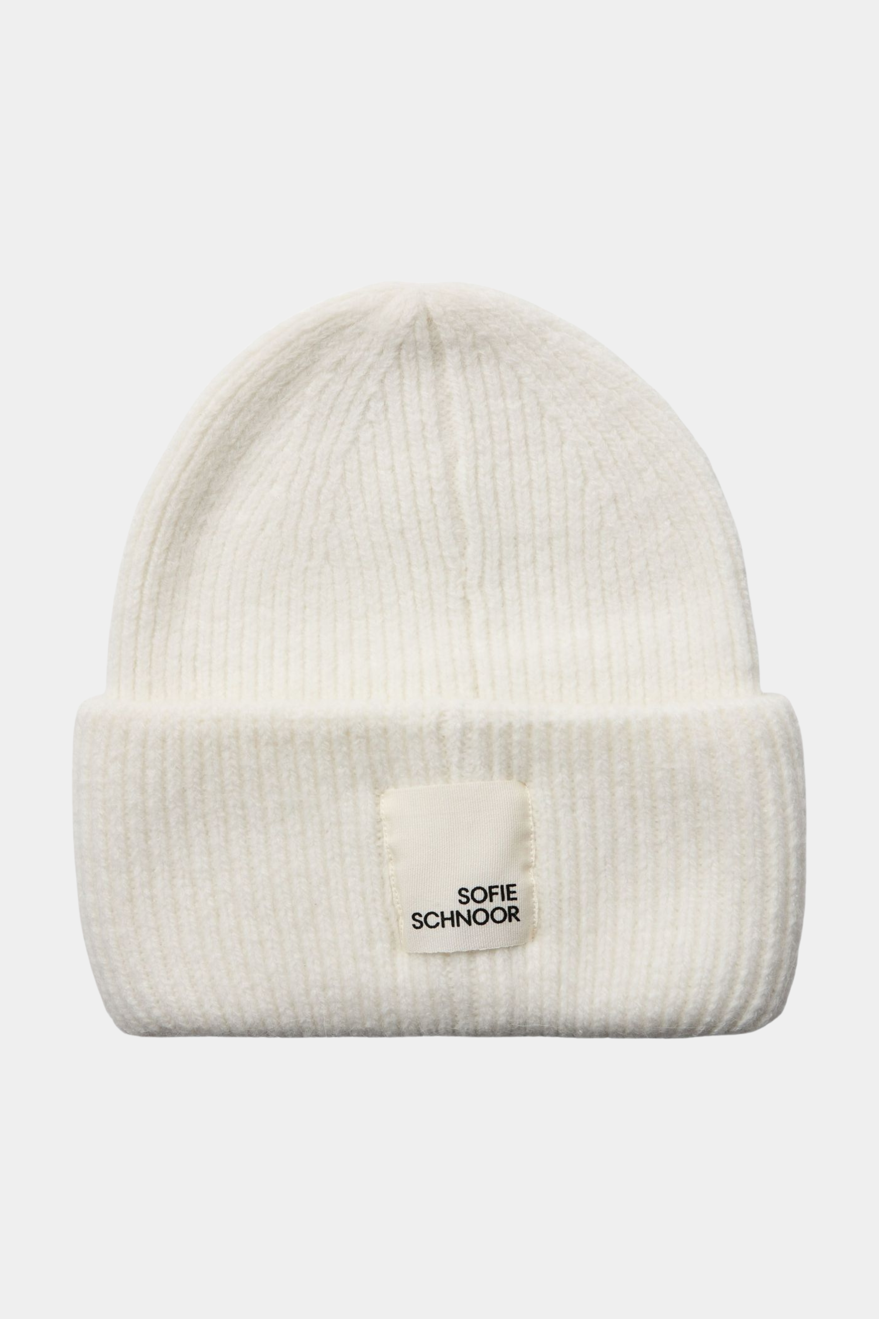 hue, beanie, hat, strik, knit, hvid, white, råhvid, off white, logo, blød, soft, warm, varm, vinter, winter, efterår, fall, cool, rå, kvinde, dame, woman