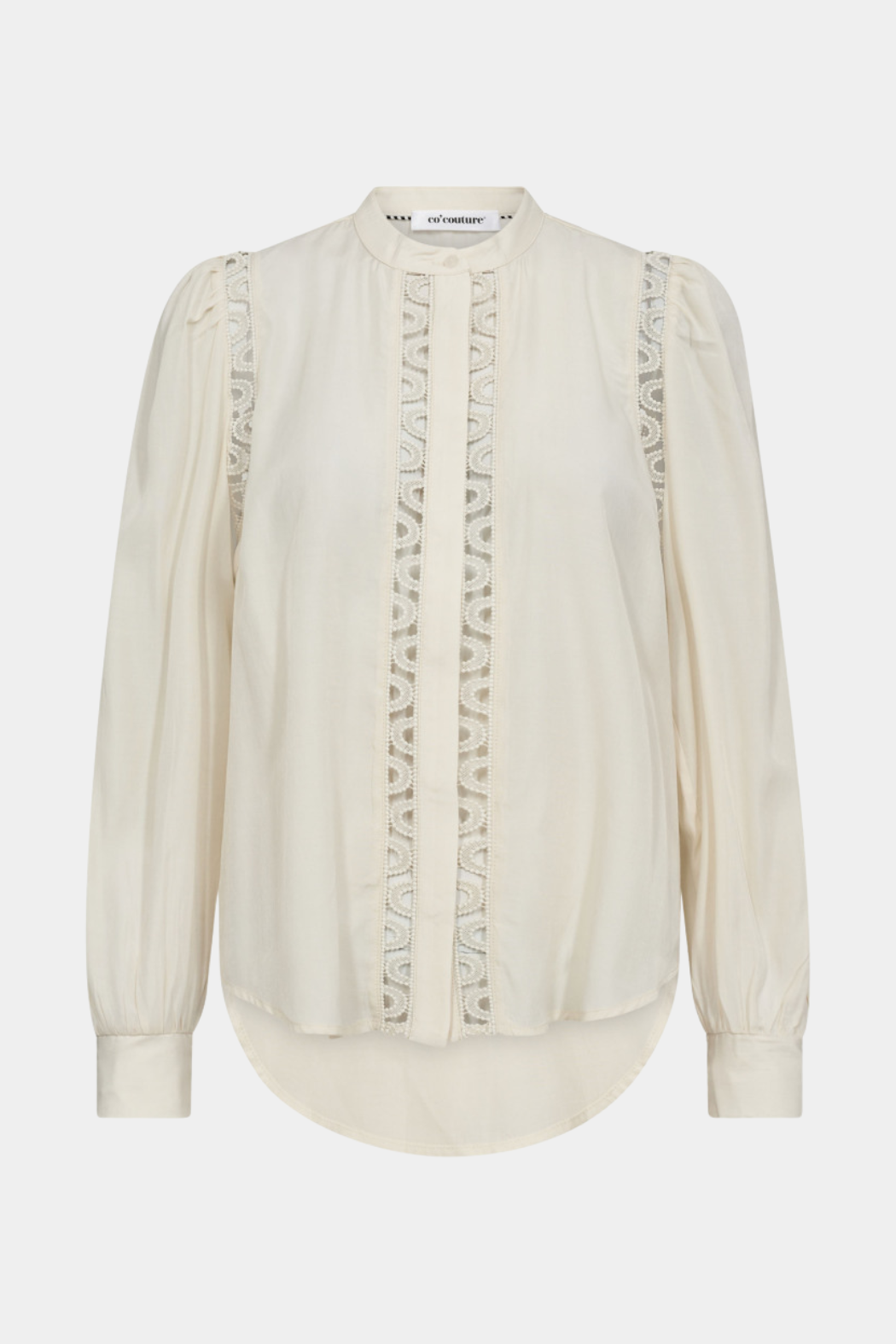 skjorte, shirt, blonde, blonder, lace, offwhite, Fin, smuk, elegant, klassisk, staple, feminin, pæn, rå, cool, sej, unik, musthave, hverdag, fest, kvinde, dame, woman
