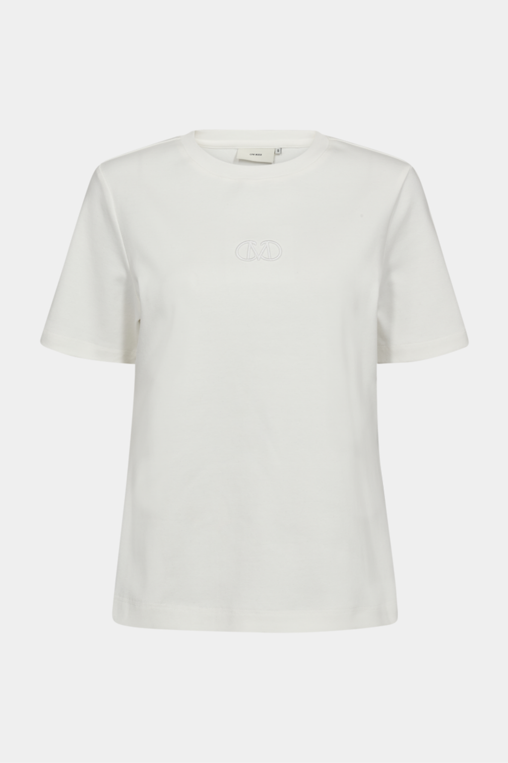 tee, tshirt, bluse, overdel, hvid, broderi, logo, tætsiddende, slimfit, Fin, smuk, elegant, klassisk, staple, feminin, pæn, rå, cool, sej, unik, musthave, hverdag, fest, kvinde, dame, woman
