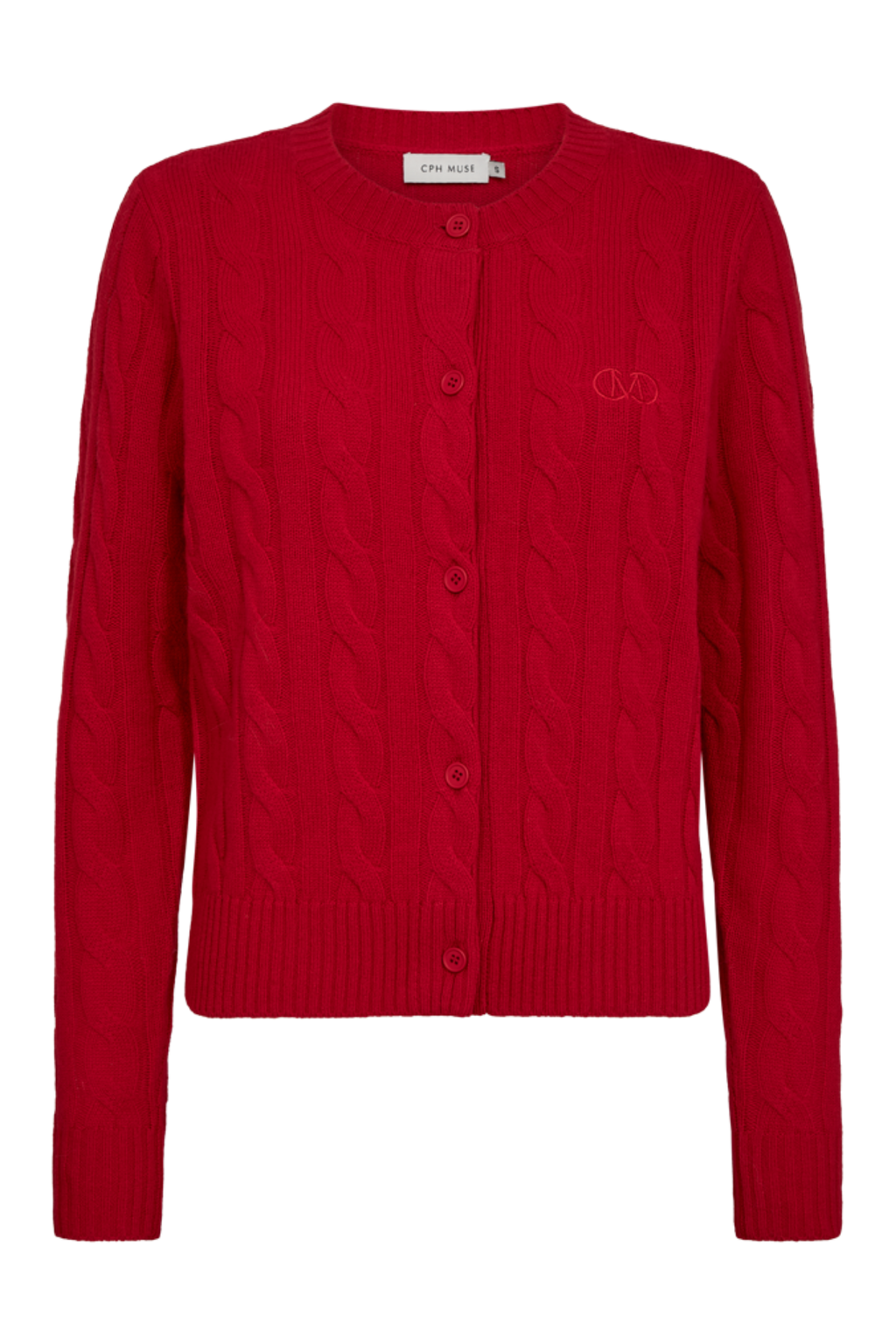 Fin, smuk, elegant, klassisk, staple, feminin, pæn, rå, cool, sej, unik, musthave, hverdag, fest, kvinde, dame, woman, cardigan, trøje, bluse, blouse, pullover, knapper, buttons, fitted, langærmet, rund hals, blød, soft, kashmir, cashmere, wool, uld, kabelstrik, kabelmønster, mønster, snoet, rød, red