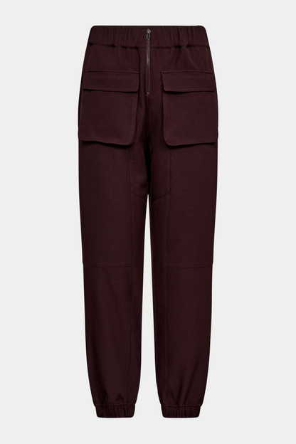 Fin, smuk, elegant, klassisk, staple, feminin, pæn, rå, cool, sej, unik, musthave, hverdag, fest, kvinde, dame, woman, bukser, buks, pant, trekvart, lommer, lynlås, sporty, elastik, løs, loose, elastic