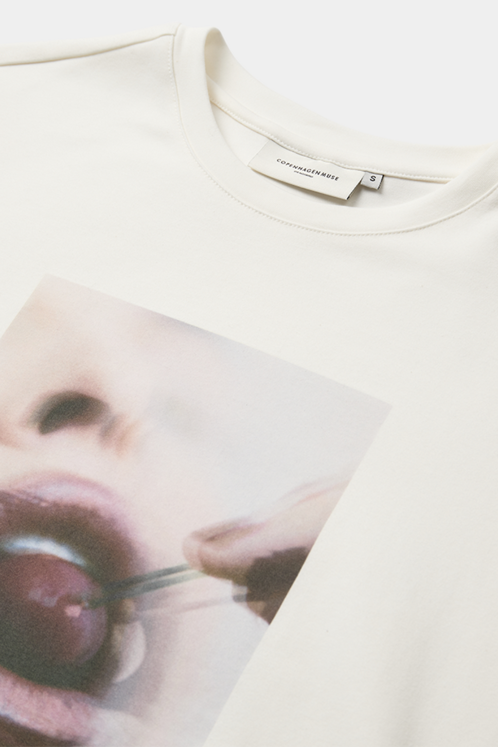 CMMuse tee, cherry