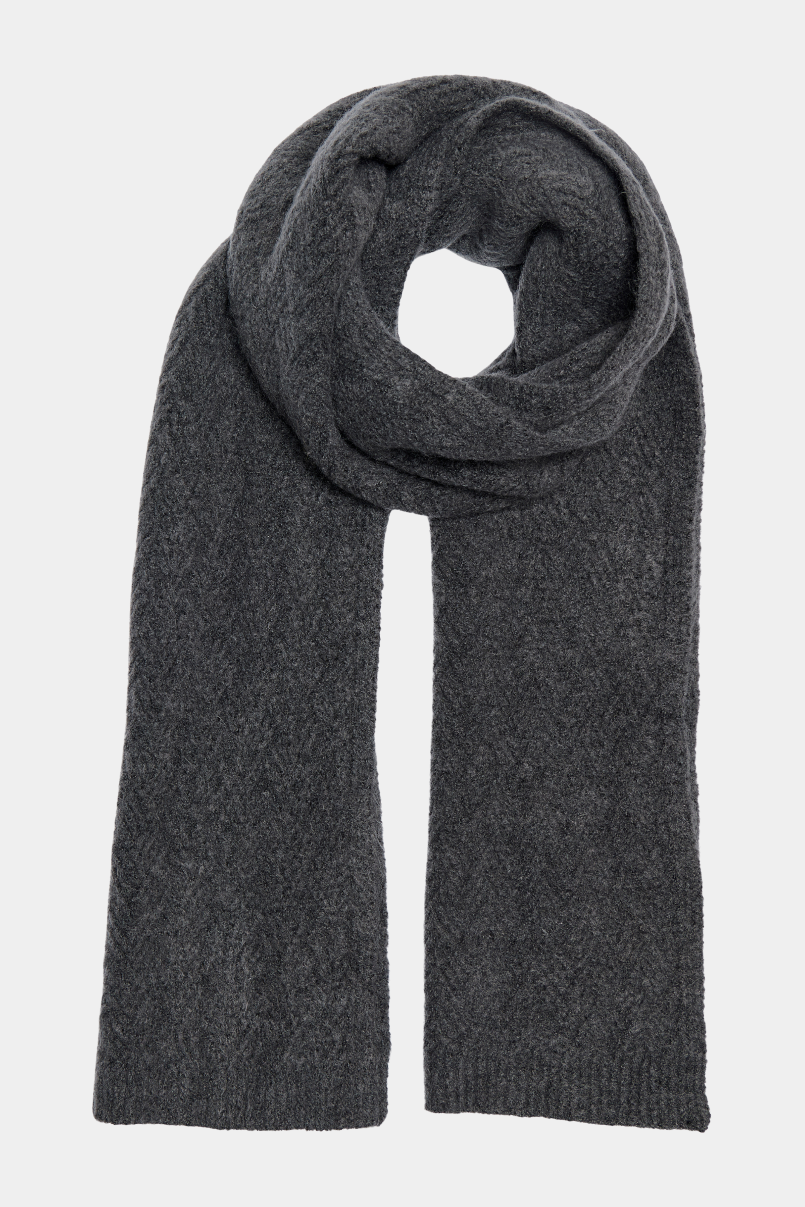 Fin, smuk, elegant, klassisk, staple, feminin, pæn, rå, cool, sej, unik, musthave, hverdag, fest, kvinde, dame, woman, strik, knit, halstørklæde, scarf, tørklæde, lang, aflang, stor, grå, grey, mørkegrå, herringbone, sildeben, mønster, pattern, flat knit, blød, soft, varm, warm, vinter, winter