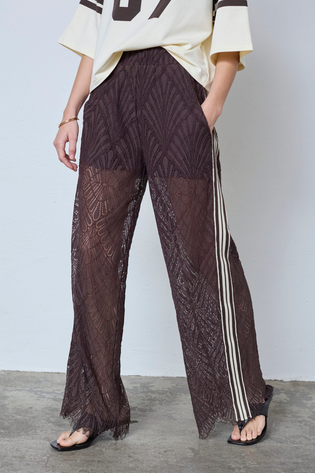 LetiCC lace panel pant