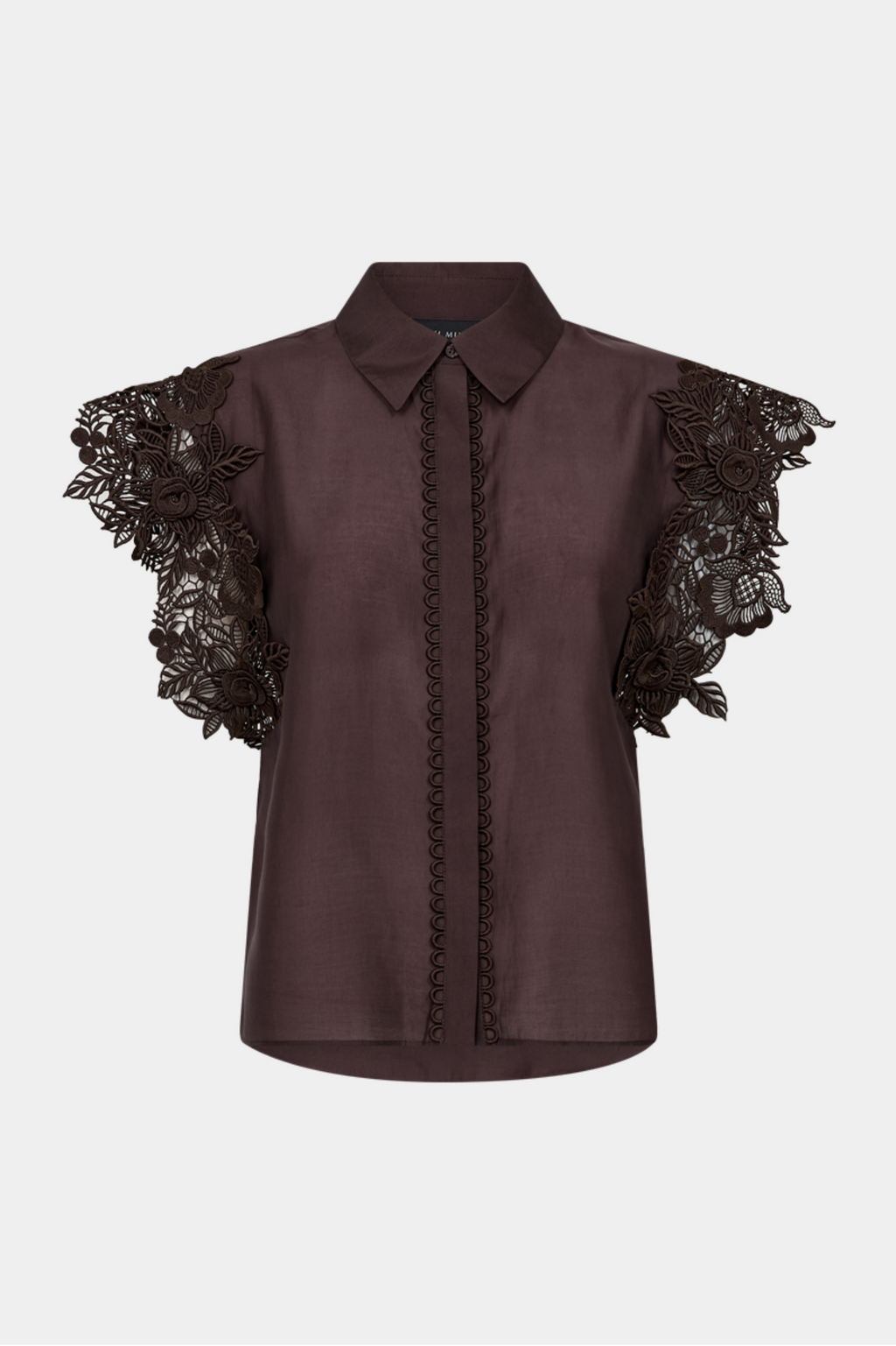 skjorte, shirt, bluse, overdel, brun, mørkebrun, brown, lace, blonde, blonder, blomster, krave, knapper, Fin, smuk, elegant, klassisk, staple, feminin, pæn, rå, cool, sej, unik, musthave, hverdag, fest, kvinde, dame, woman

