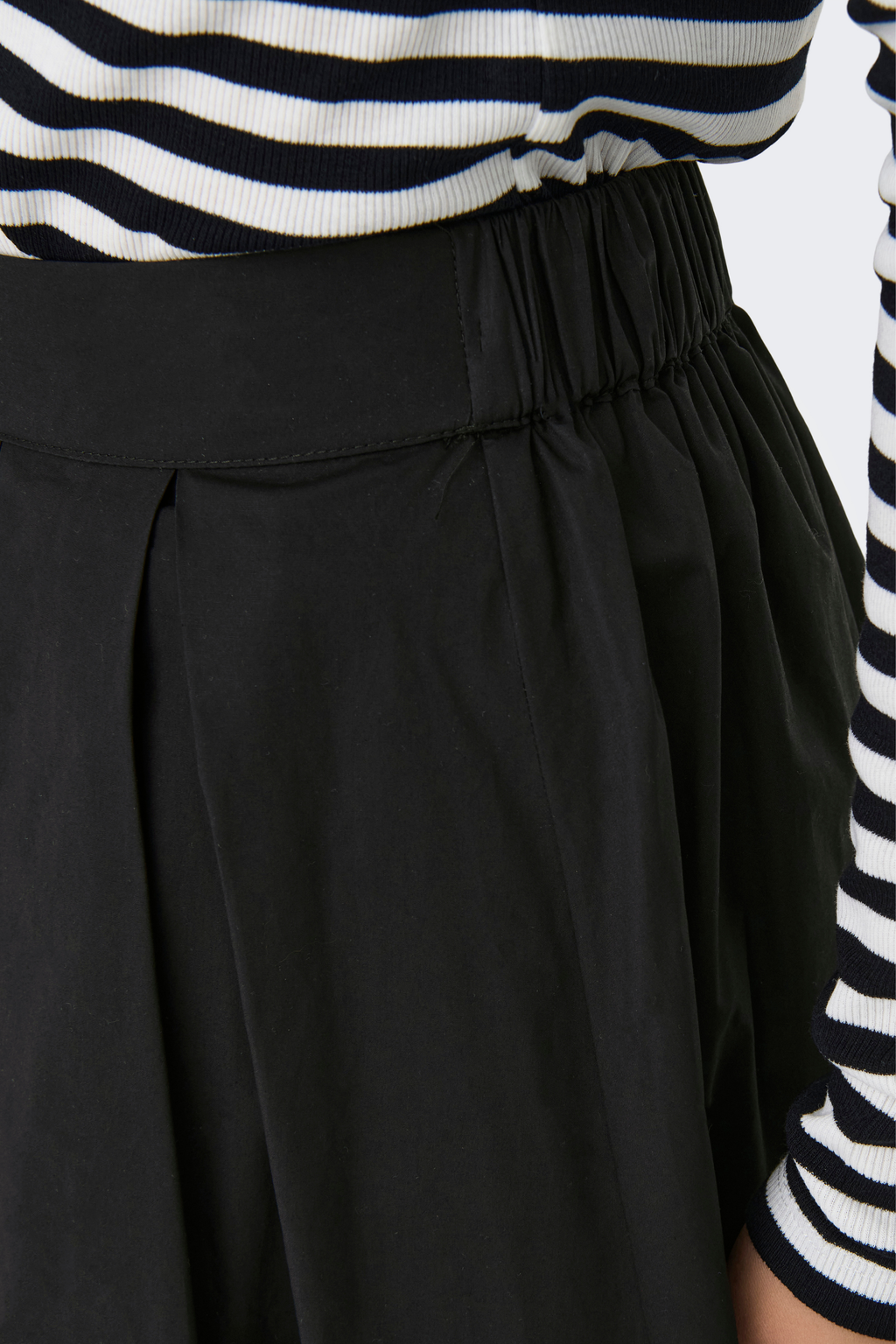 ONLMaila long pleat skirt