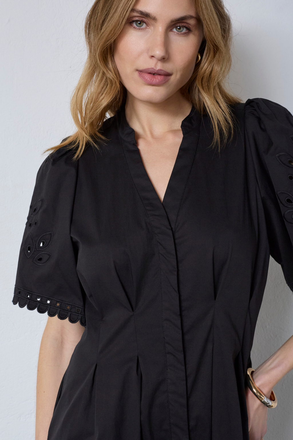 PoppyCC emb pleat dress