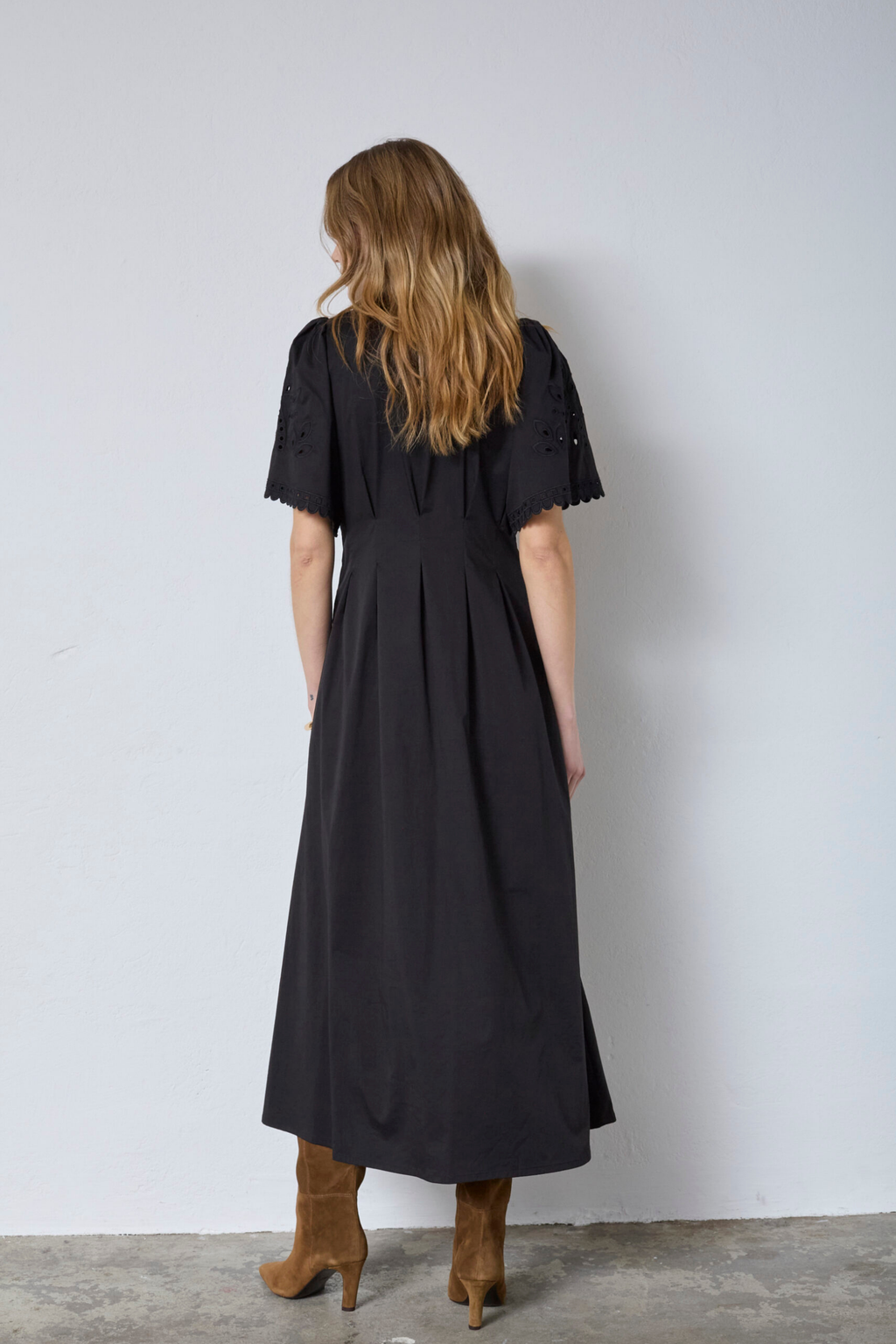 PoppyCC emb pleat dress