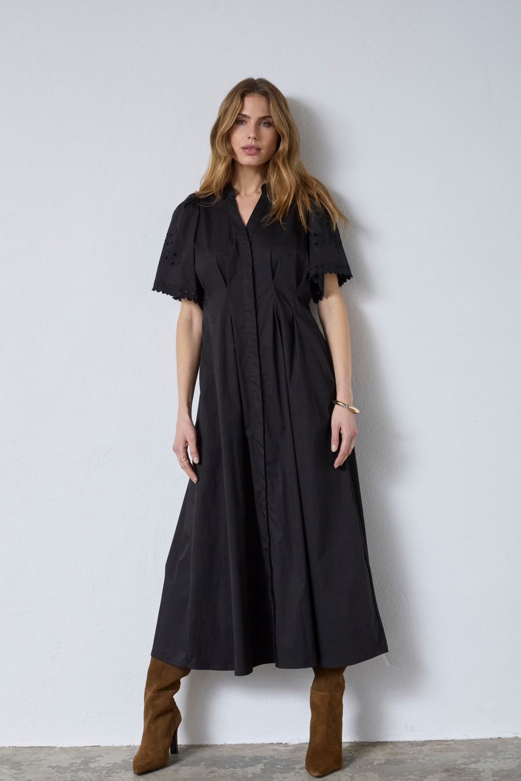 PoppyCC emb pleat dress