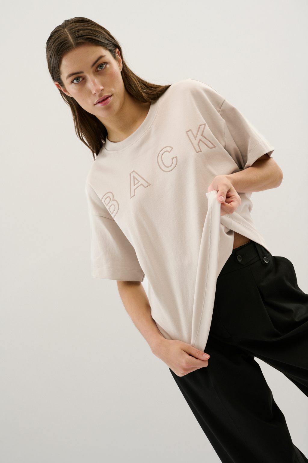 tee, tshirt, bluse, oversize, back, tryk, print, rosa, fin, smuk, elegant, klassisk, feminin, pæn, rå, cool, sej, unik, musthave, hverdag, fest