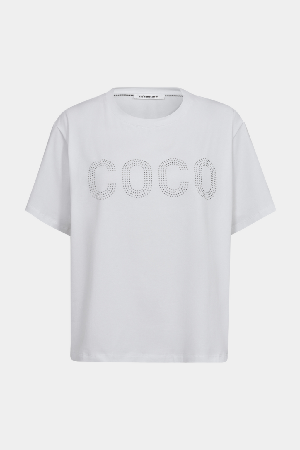 tee, tshirt, bluse, overdel, hvid, rund hals, oversize, tryk, coco, sten, glimmer, glitter, sølv, fin, smuk, elegant, klassisk, feminin, pæn, rå, cool, sej, unik, musthave, hverdag, fest