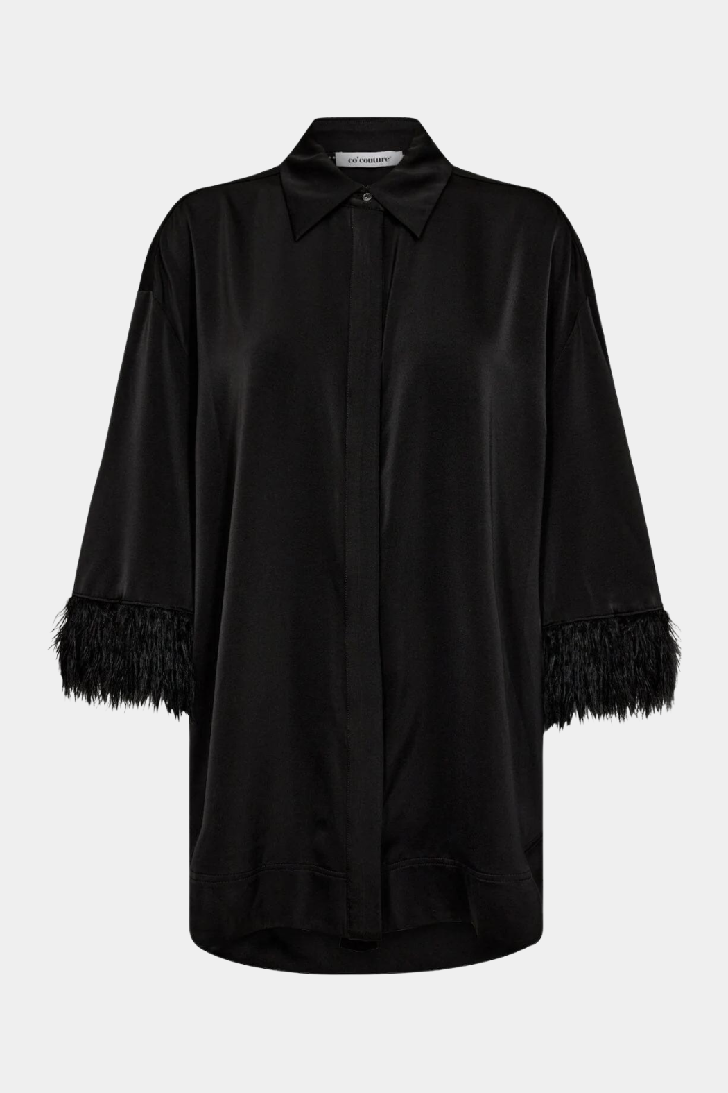 skjorte, shirt, lang, long, black, sort, satin, silke, shiny, blank, fjer, feather, fin, smuk, elegant, klassisk, feminin, pæn, rå, cool, sej, unik, musthave, hverdag, fest
