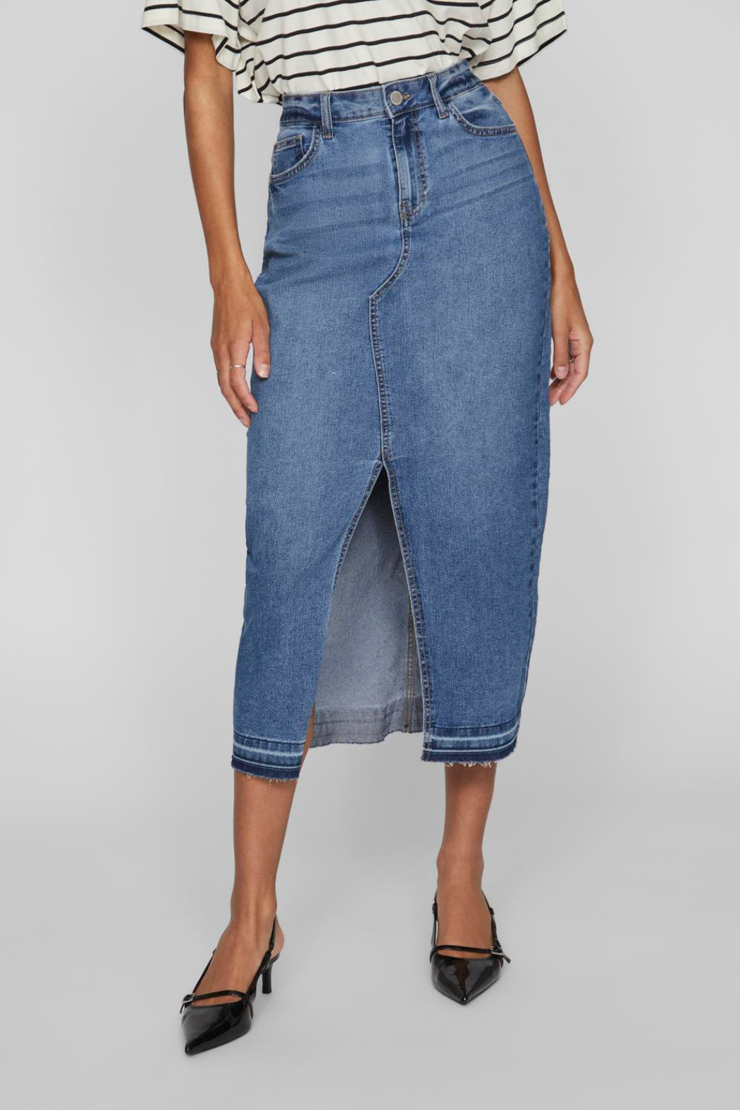 nederdel, cowboynederdel, denimnederdel, skirt, denimskirt, lang, lommer, blå, jeans, fin, smuk, elegant, klassisk, feminin, pæn, rå, cool, sej, unik, musthave, hverdag, fest