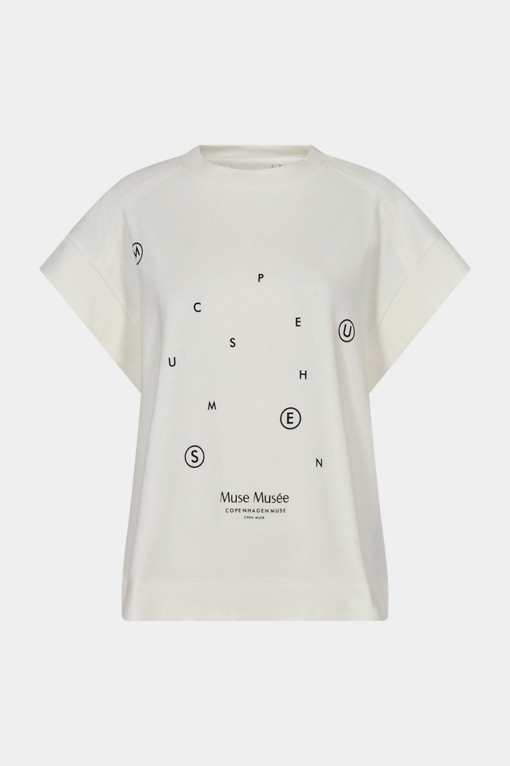 tee, t-shirt, bluse, overdel, print, bogstaver, letters, logo, hvid, oversize, fin, smuk, elegant, klassisk, feminin, pæn, rå, cool, sej, unik, musthave, hverdag, fest