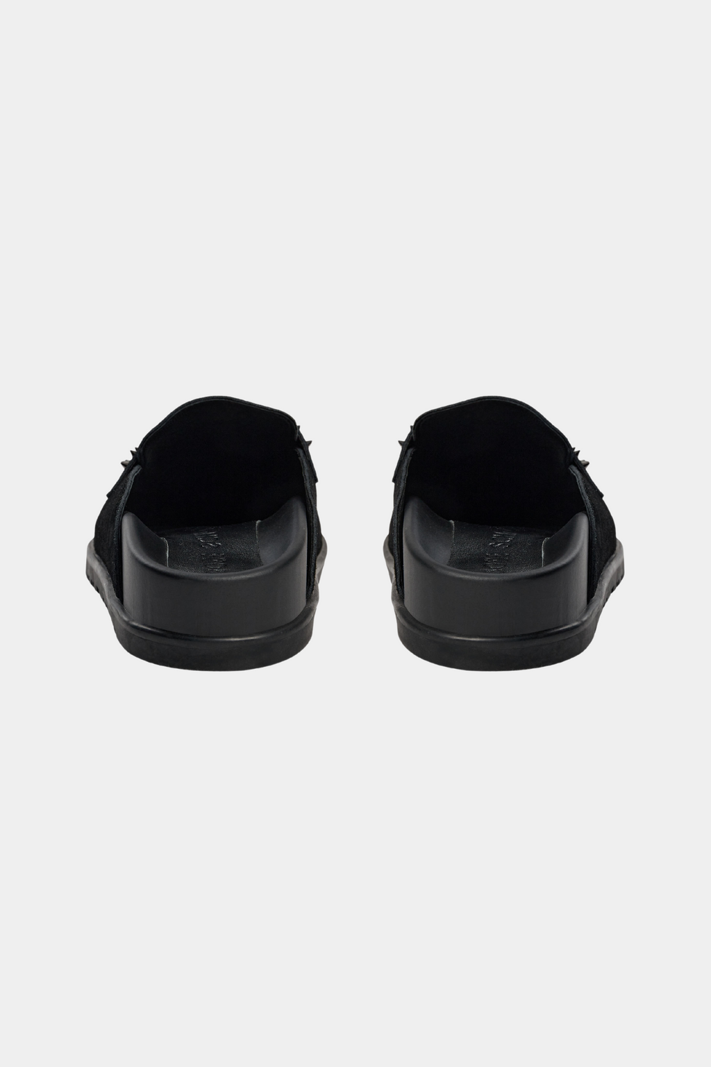 sko,fodtøj, slipper, loafer, slipin, sandal, sutsko, hjemmesko, nitter, ruskind, skind, formstøbt, komfortabel, fashion, ny, nyhed, trendy, fin, smuk, elegant, klassisk, feminin, pæn, rå, cool, sej, unik, musthave, hverdag, fest