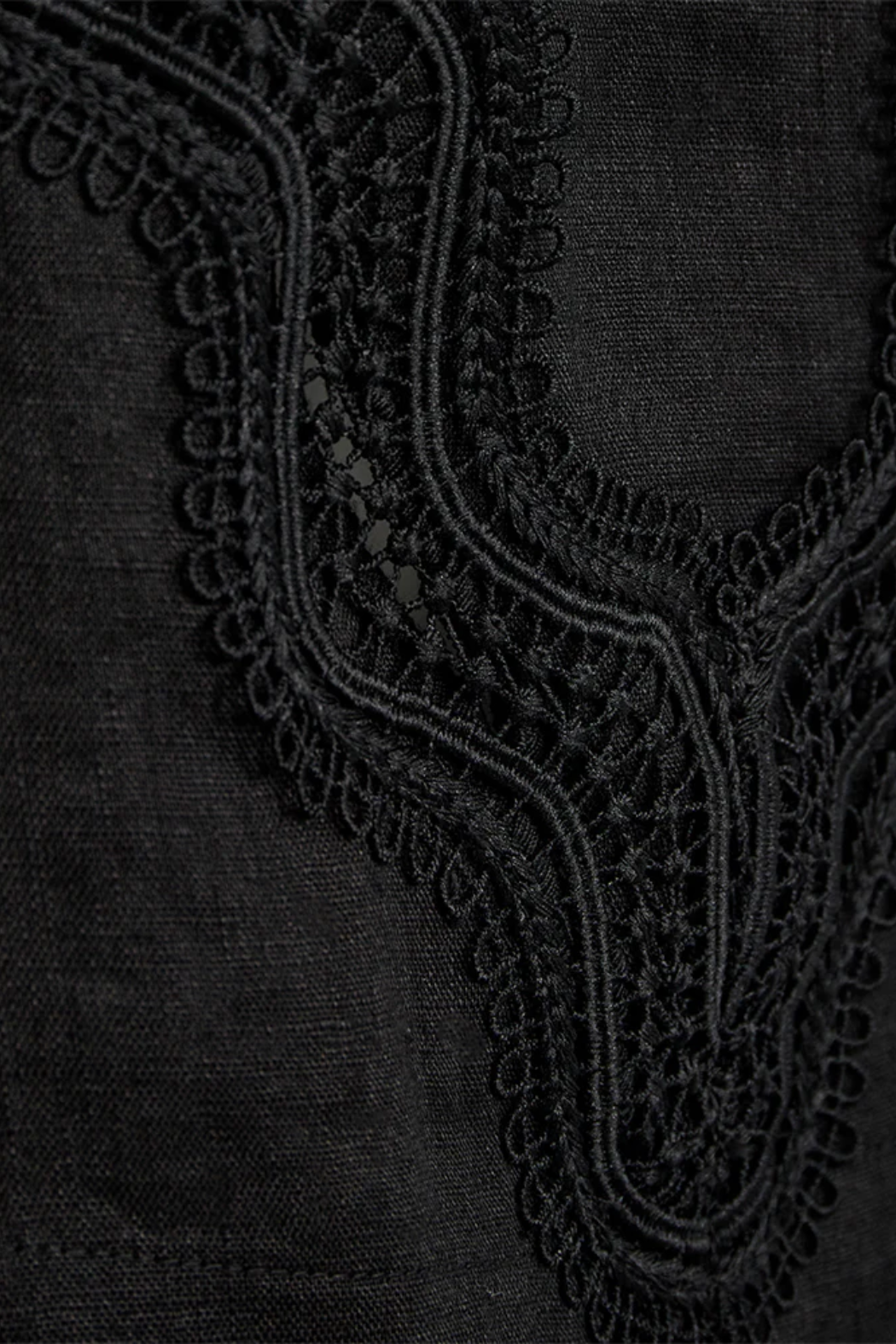 hør, linen, blonde, blonder, lace, vudskæring, let, transparent, detaljer, muse, copenhagenmuse, sort, black, fin, smuk, elegant, klassisk, feminin, pæn, rå, cool, sej, unik, musthave, hverdag, fest