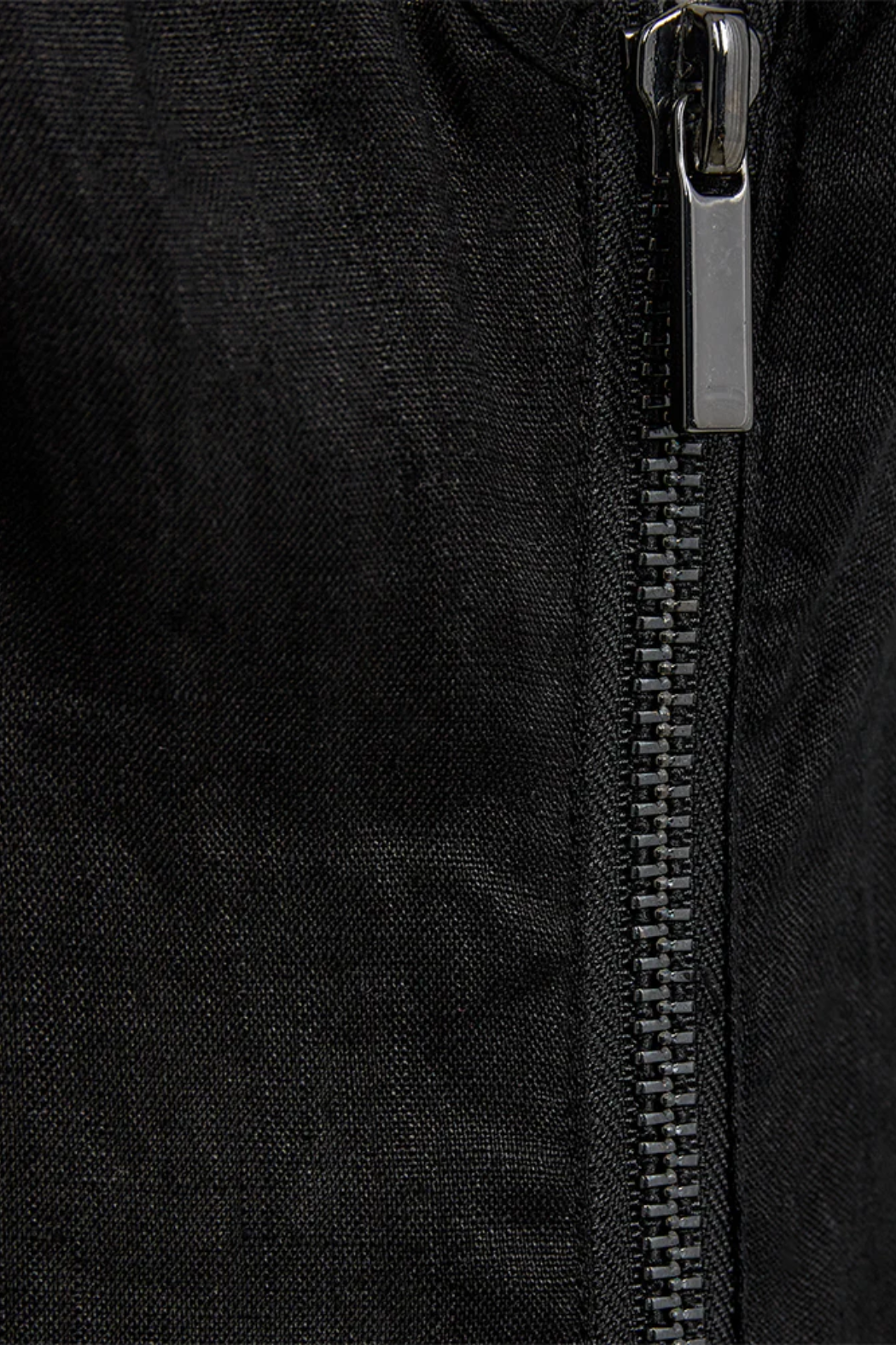 hør, linen, blonde, blonder, lace, vudskæring, let, transparent, detaljer, muse, copenhagenmuse, sort, black, fin, smuk, elegant, klassisk, feminin, pæn, rå, cool, sej, unik, musthave, hverdag, fest
