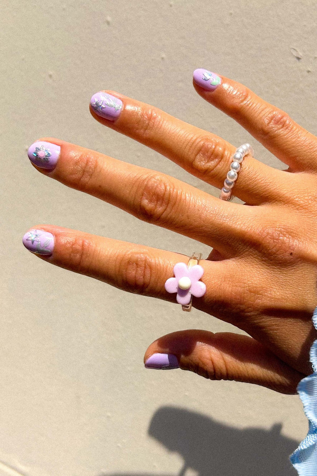 Mini nail art, electric bouquet