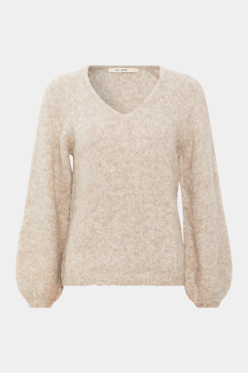 bluse, blouse, knit, strik, strikbluse, striktrøje, beige, brun, langærmet, v-hals, blød, soft, langhåret, alpaca, mohair, silk, løs, loose, elegant, klassisk, classic, simpel, enkel, hverdag, fest, varm, warm, kvinde, dame, woman