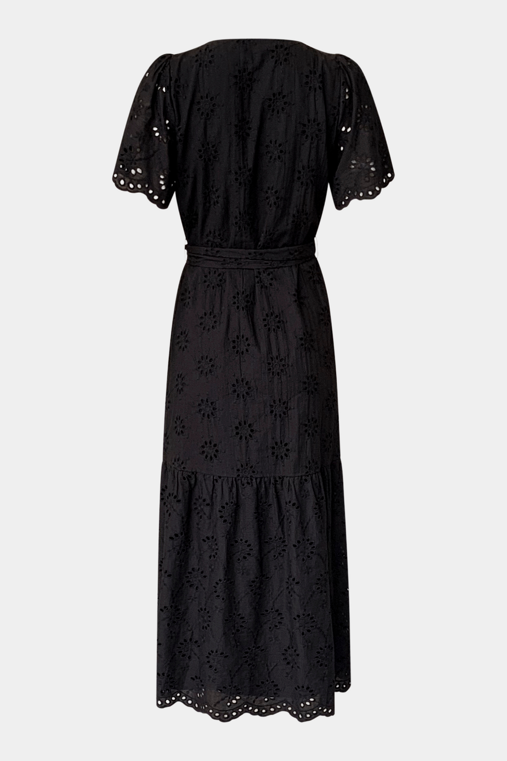 kjole, dress, maxi, maxikjole, lang, blonde, blonder, flæser, broderi, broderianglaise, hulmønster, sort, bomuld, fin, smuk, elegant, klassisk, fin, pæn, unik, musthave, hverdag, fest
