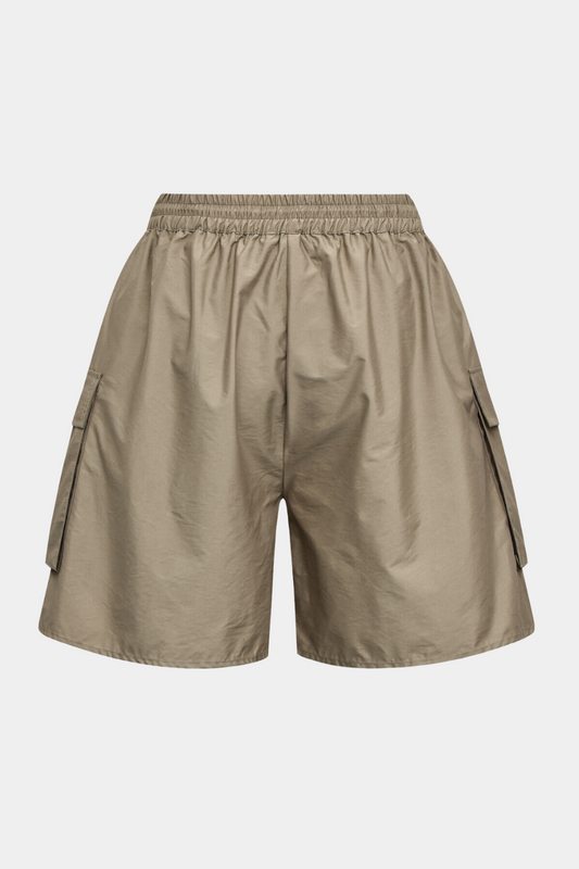 Cargo shorts, light army