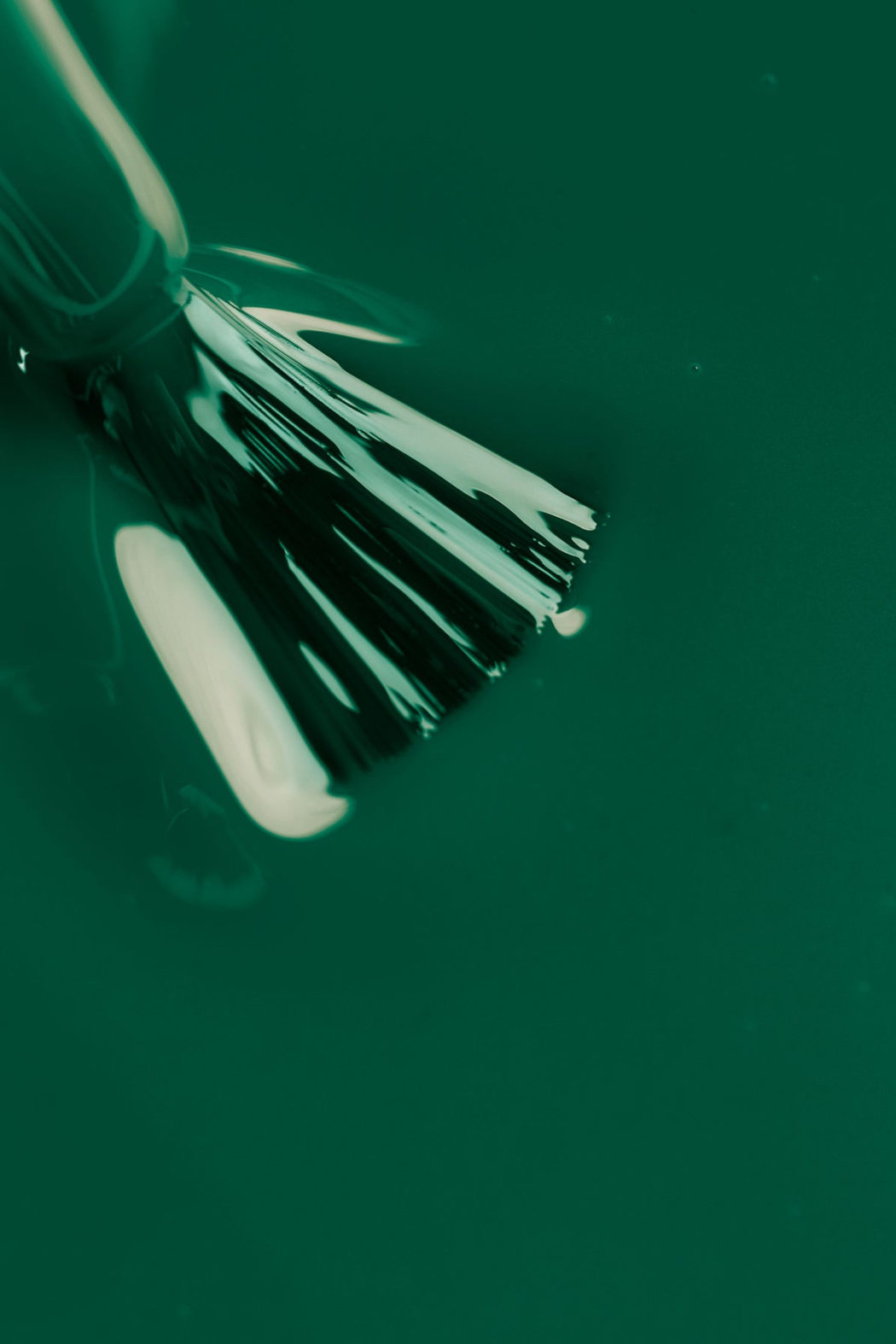 gel neglelak, emerald green