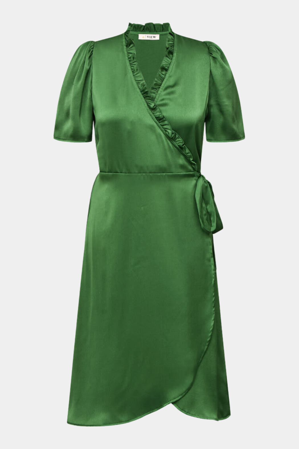 kjole, dress, midi, knælang, mellemlang, flæser, wrap, slå-om, grøn, græsgrøn, green, satin, silke, silk, kortærmet, puf, asymmetrisk, elegant, fin, feminin, sommer, fest, bryllup, konfirmation, gæst, kvinde, dame, woman