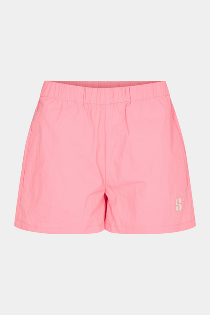 shorts, short, sporty, fitness, workout, træning,, pink, lyserød, bubblegum, elastik, cool, rå, feminin, hverdag, sommer, kvinde, dame, woman