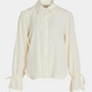 skjorte, bluse, blouse, krave, knapper, flæse, bindebånd, prikker, bomber, jacquard, råhvid, hvid, white, off white, let, løs, elegant, fin, feminin, slidser, hverdag, fest, kvinde, dame, woman